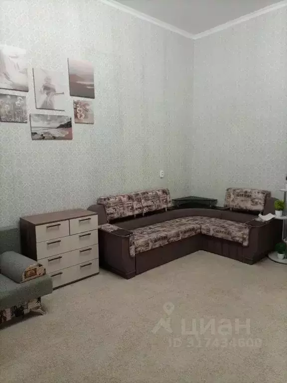 1-к кв. Крым, Евпатория ул. Кирова, 5 (30.0 м) - Фото 0