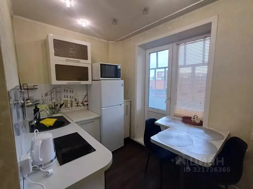 1-к кв. Иркутская область, Усть-Илимск ул. Георгия Димитрова, 9 (40.0 ... - Фото 1