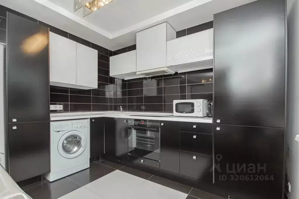1-к кв. Московская область, Наро-Фоминск ул. Шибанкова, 4А (33.0 м) - Фото 1