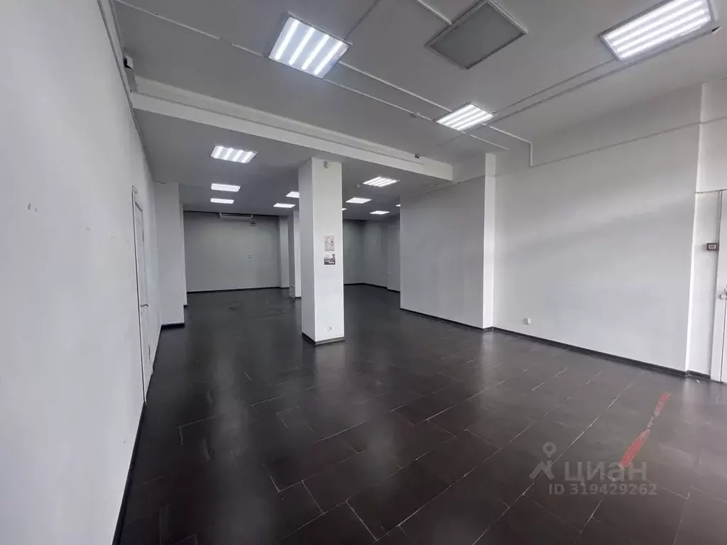 Помещение свободного назначения в Краснодарский край, Армавир ул. ... - Фото 1