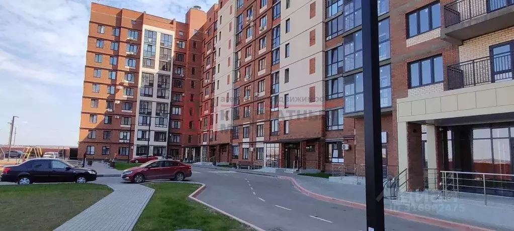 1-к кв. Белгородская область, Старый Оскол Центральный мкр, 4А (46.0 ... - Фото 0