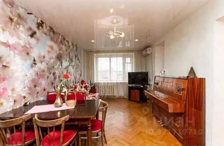 3-к кв. Татарстан, Казань ул. Татарстан, 13 (52.0 м) - Фото 0