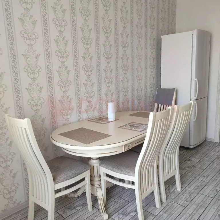 3-к кв. Ростовская область, Новочеркасск просп. Ермака (73.0 м) - Фото 1