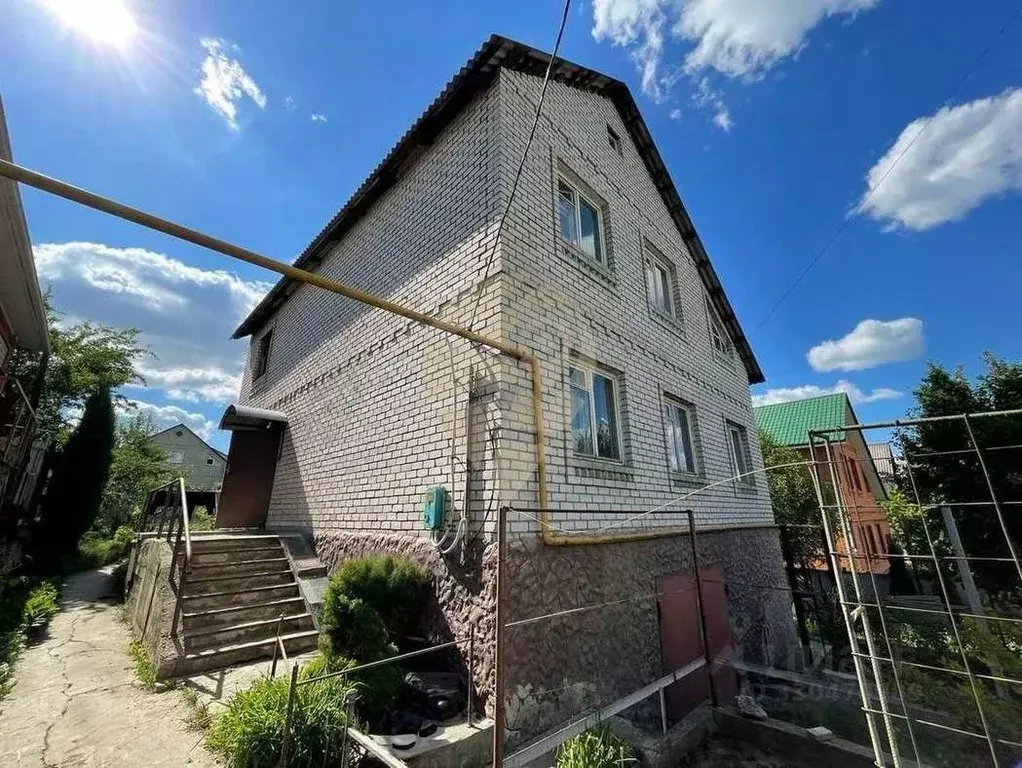 Дом в Белгородская область, Старый Оскол Рудная ул. (185 м) - Фото 1