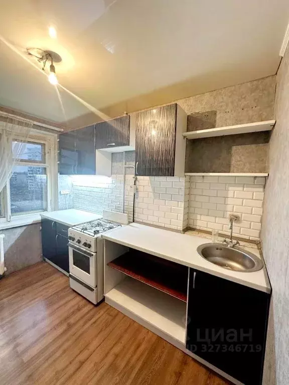 3-к кв. Омская область, Омск Городок Нефтяников мкр, ул. 22 Апреля, 53 ... - Фото 2