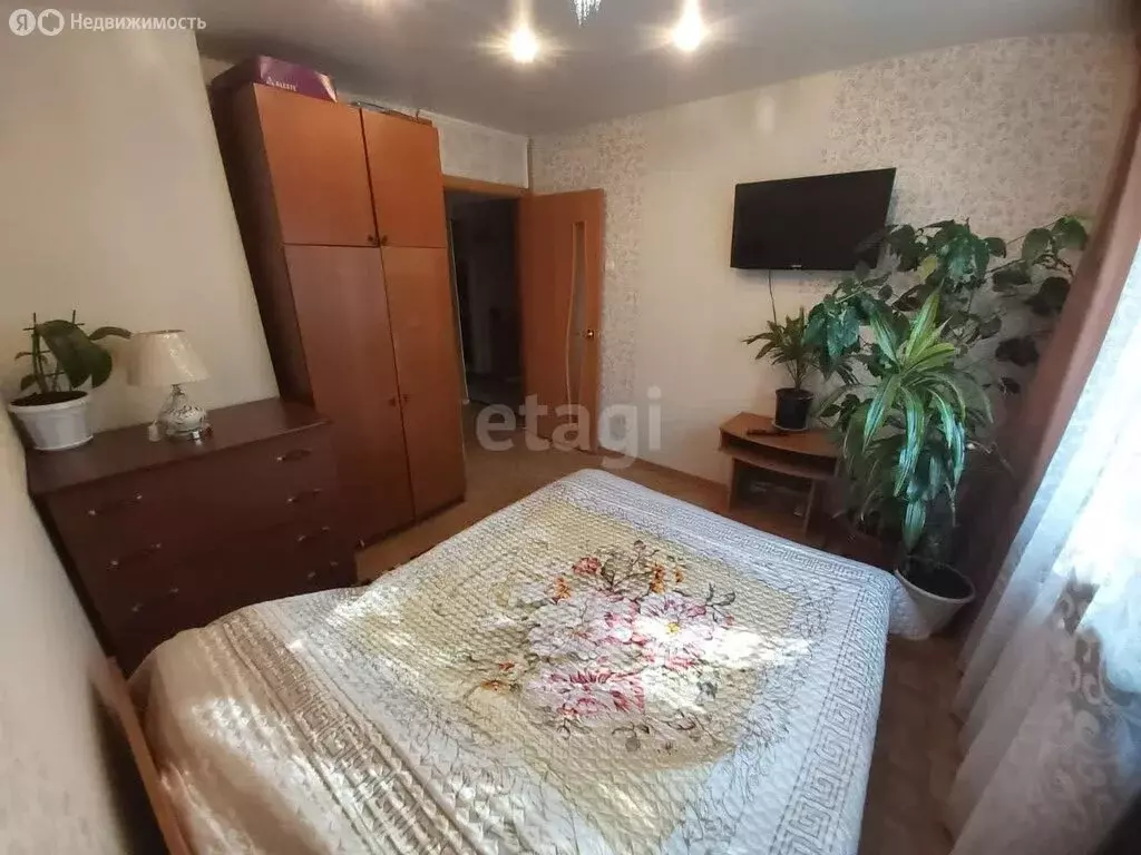 3-комнатная квартира: Петропавловск-Камчатский, улица Карбышева, 7 ... - Фото 0