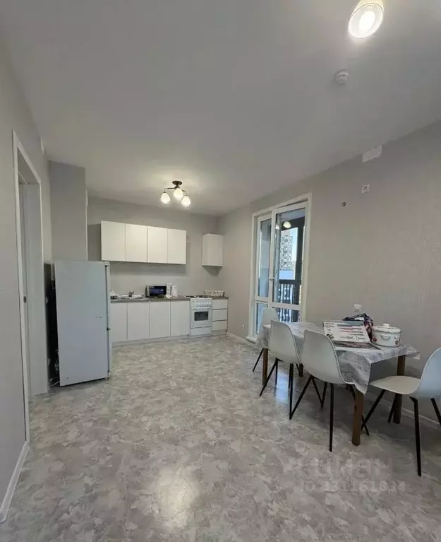 2-к кв. Татарстан, Казань ул. Генерала Махмута Гареева, 15 (57.6 м) - Фото 2