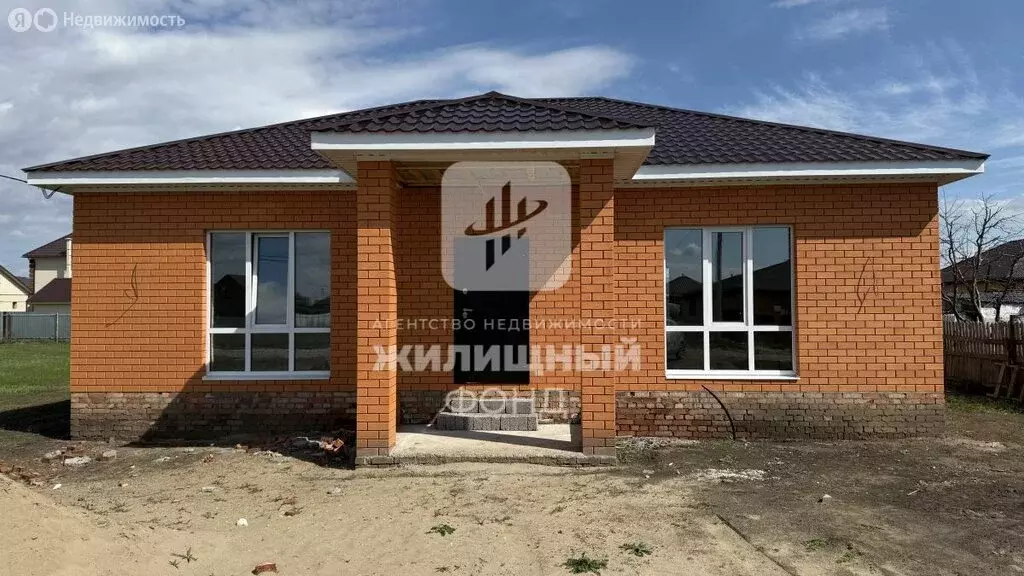 Дом в посёлок Пробуждение, улица Есенина, 18 (100 м) - Фото 1