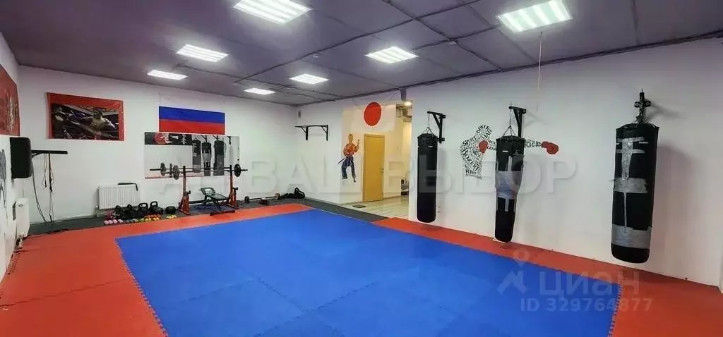 Помещение свободного назначения в Тюменская область, Тюмень Заречный ... - Фото 1