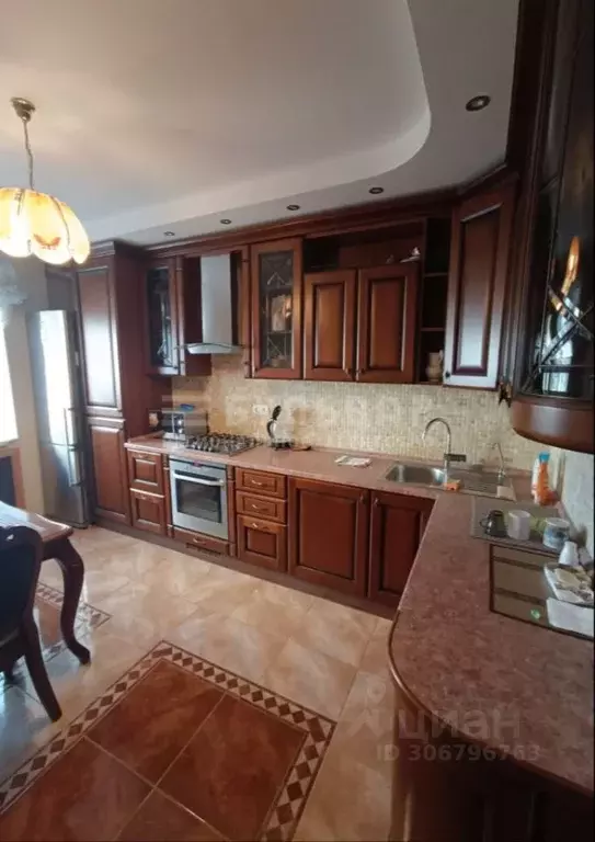3-к кв. Калужская область, Калуга ул. Баррикад, 10 (105.0 м) - Фото 1