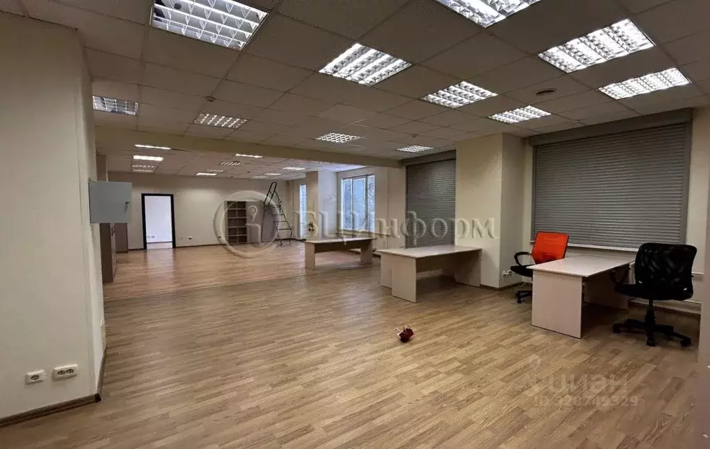 Офис в Санкт-Петербург ул. Ивана Черных, 31-33 (207 м) - Фото 1