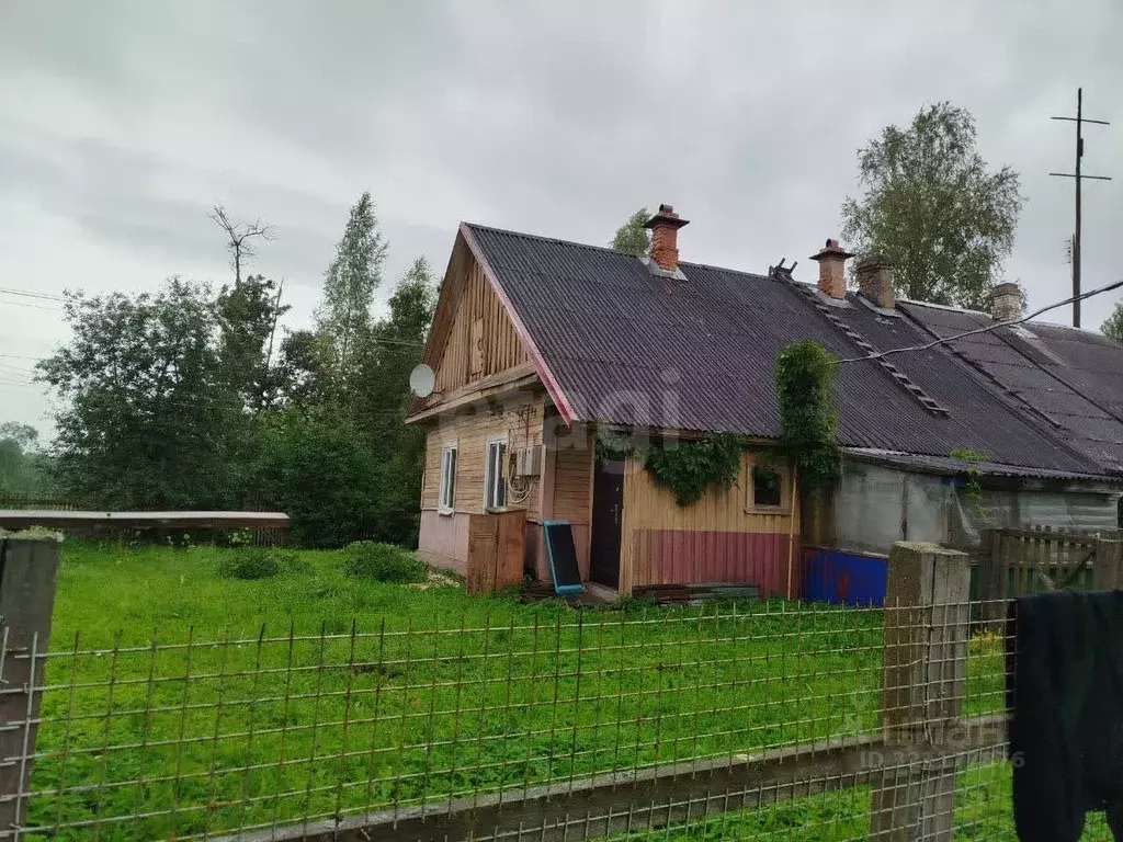 Дом в Ленинградская область, Волховский район, д. Бережки Набережная ... - Фото 1