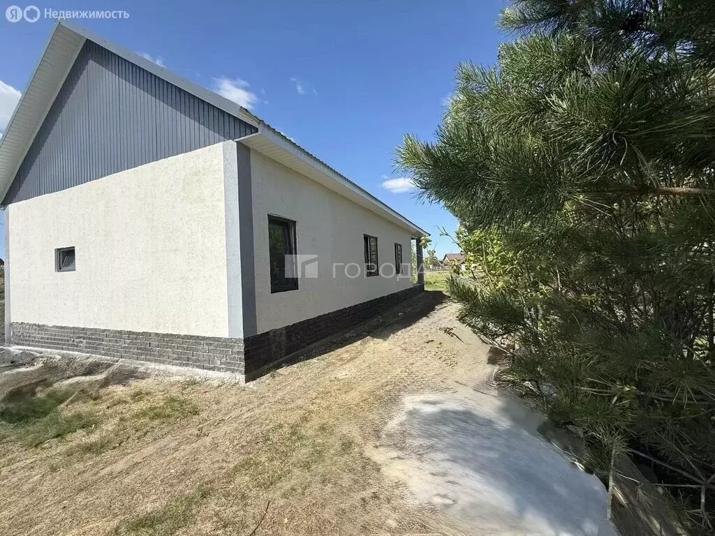 Дом в село Санниково, Советская улица (130 м) - Фото 2
