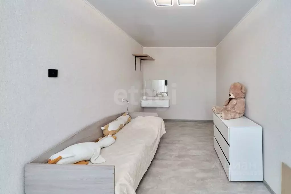 3-к кв. Кемеровская область, Кемерово Волгоградская ул., 33 (45.9 м) - Фото 1