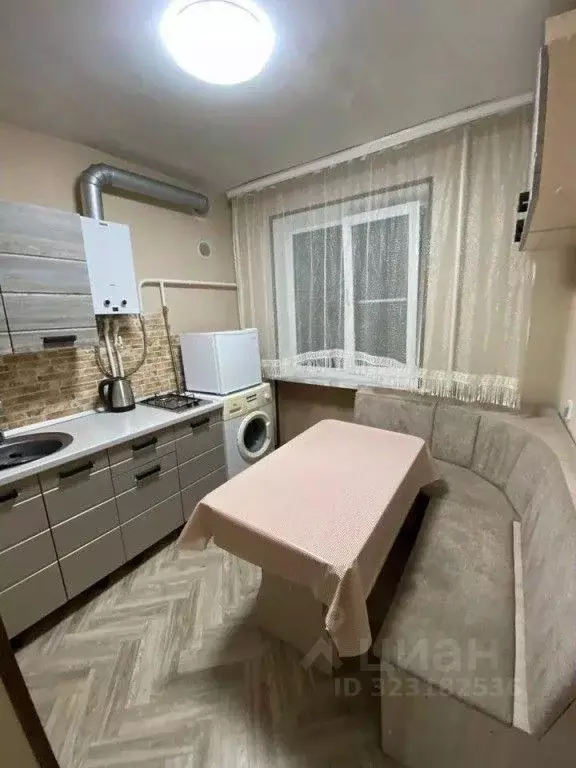 1-к кв. Краснодарский край, Кропоткин Кавказский район, Базарная ул., ... - Фото 1