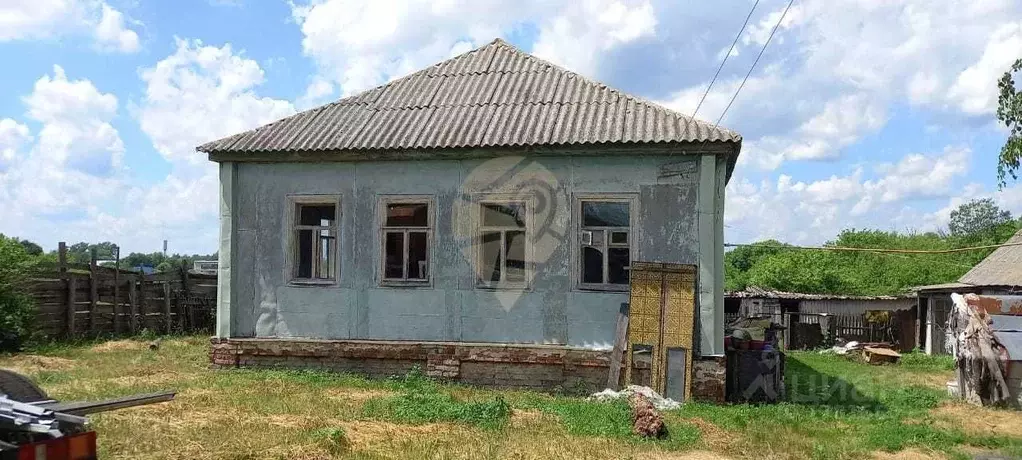 Дом в Белгородская область, Старооскольский городской округ, с. ... - Фото 0