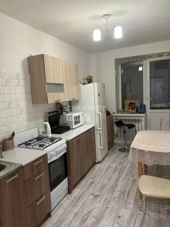 1-к кв. Саратовская область, Саратов ул. Имени Б.Н. Еремина, 1 (35.0 ... - Фото 0