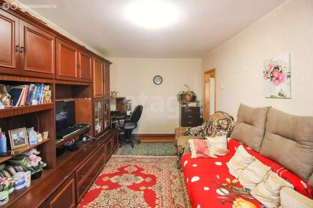 3-комнатная квартира: Барнаул, улица Юрина, 253 (61.4 м) - Фото 2