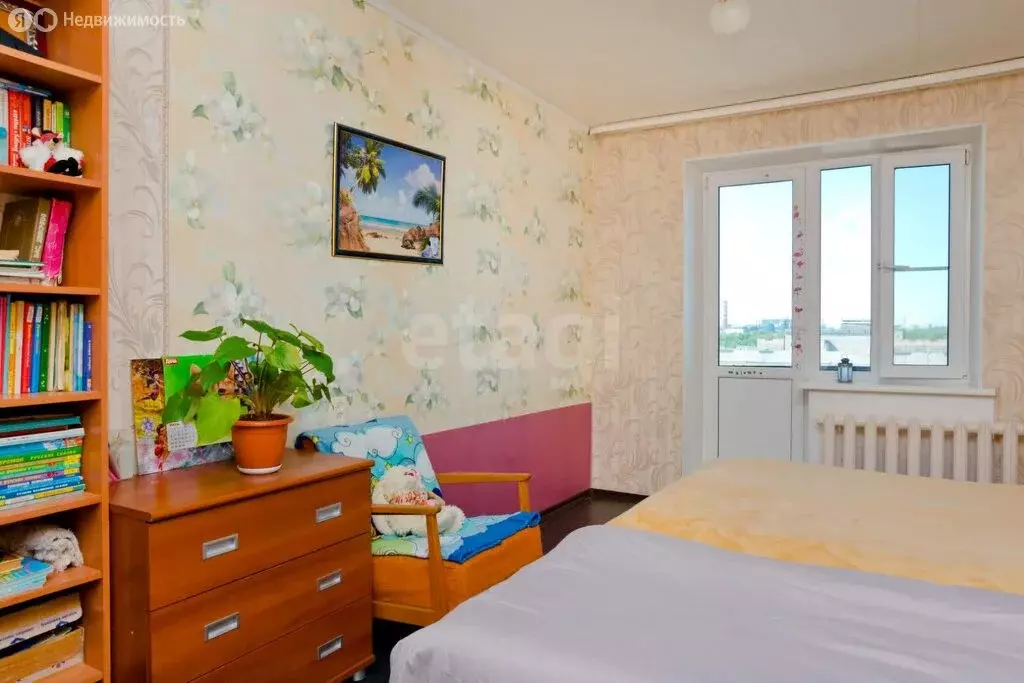 3-комнатная квартира: Череповец, улица Партизана Окинина, 12 (67.6 м) - Фото 2