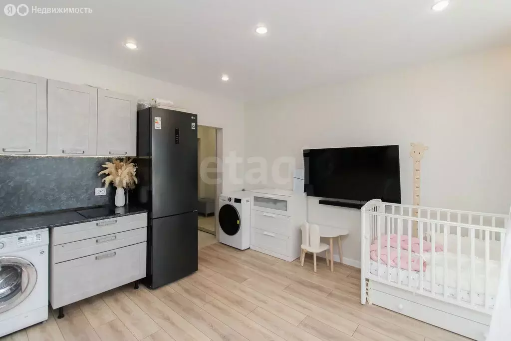 Квартира-студия: Тюмень, улица Константина Посьета, 4к1 (27 м) - Фото 1