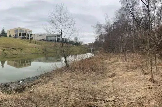 Участок в Московская область, Одинцовский городской округ, д. ... - Фото 0