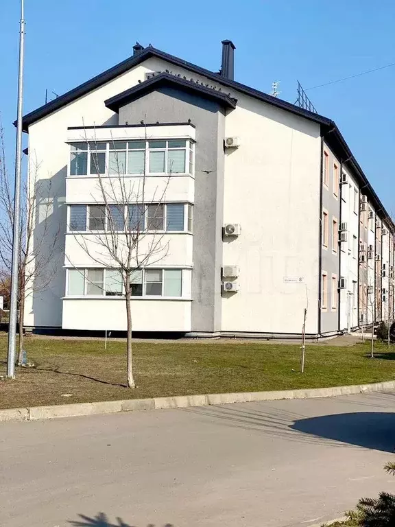 1-к. квартира, 42 м, 1/3 эт. - Фото 0