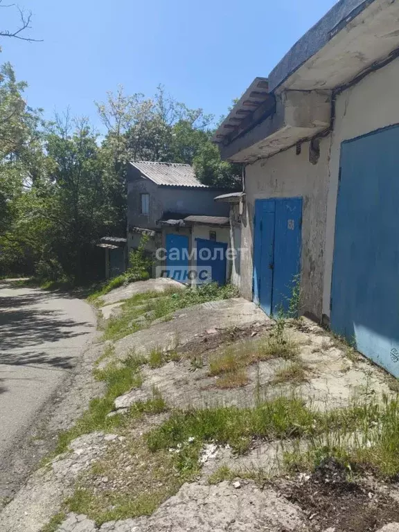 Гараж в Краснодарский край, Туапсе Солнечная ул., 1 (44 м) - Фото 0