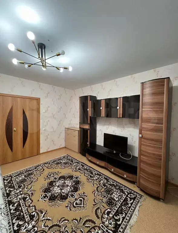 1-к. квартира, 40,4 м, 2/10 эт. - Фото 1