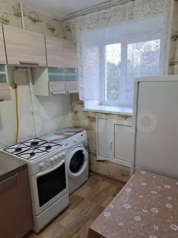 1-к. квартира, 30 м, 4/5 эт. - Фото 0