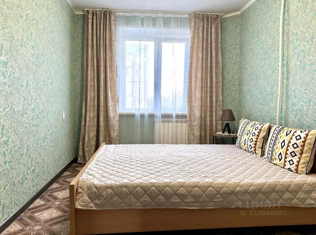 4-к кв. Тюменская область, Тобольск 10-й мкр, 39 (90.0 м) - Фото 1