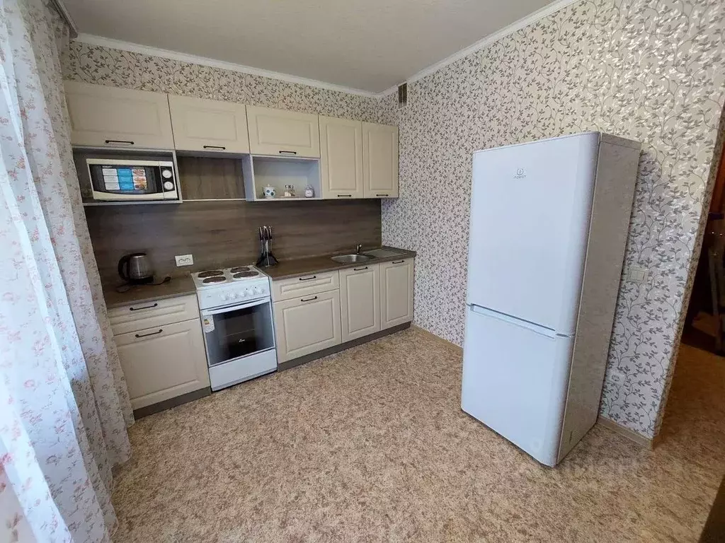 2-к кв. Тюменская область, Тюмень ул. Николая Семенова, 25 (64.0 м) - Фото 2