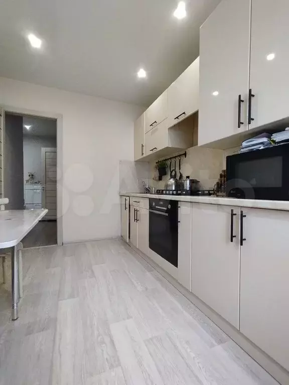 2-к. квартира, 50 м, 6/10 эт. - Фото 0