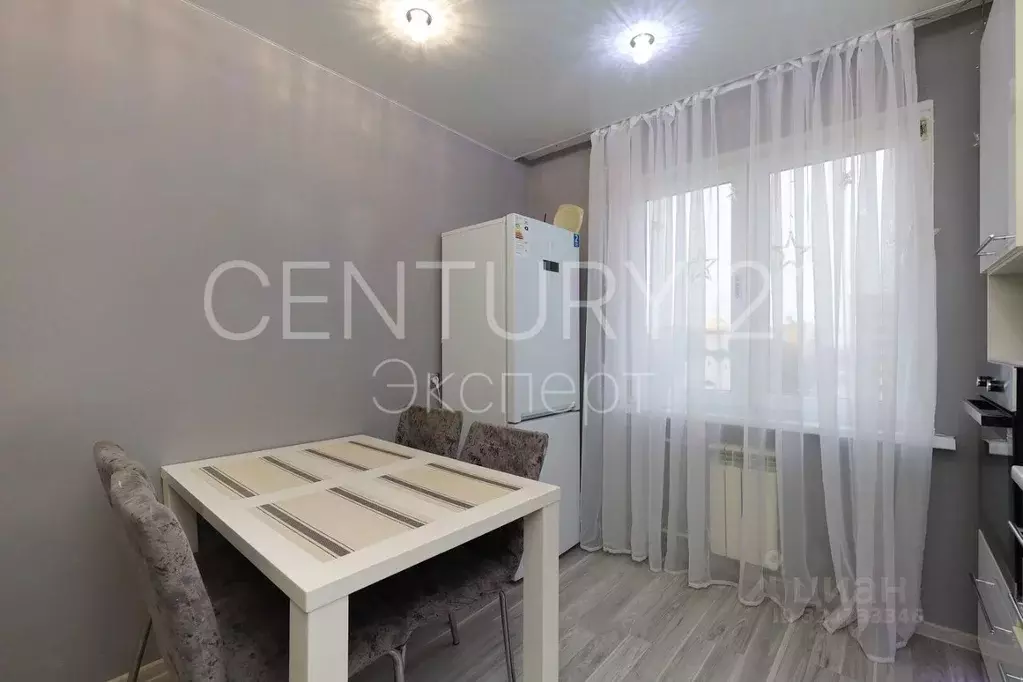 2-к кв. Калининградская область, Калининград ул. Левитана, 58к3 (56.1 ... - Фото 1