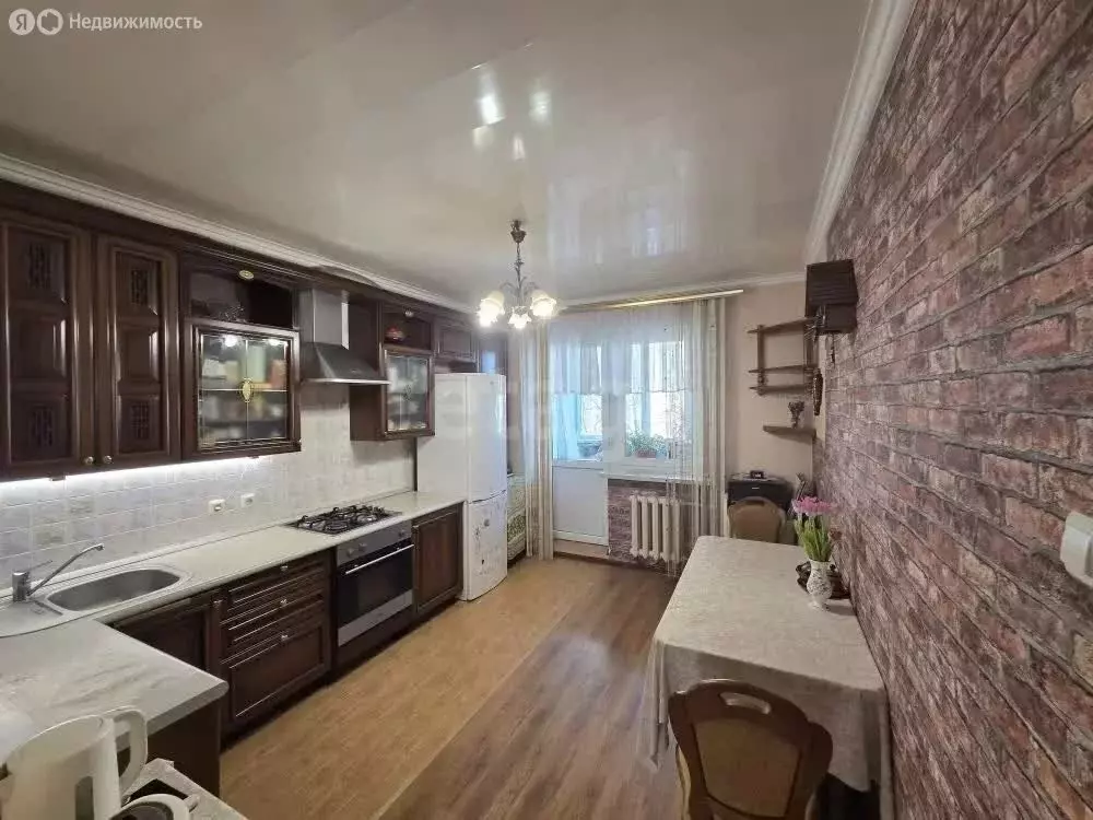 3-комнатная квартира: Брянск, улица Крахмалёва, 39 (89 м) - Фото 1