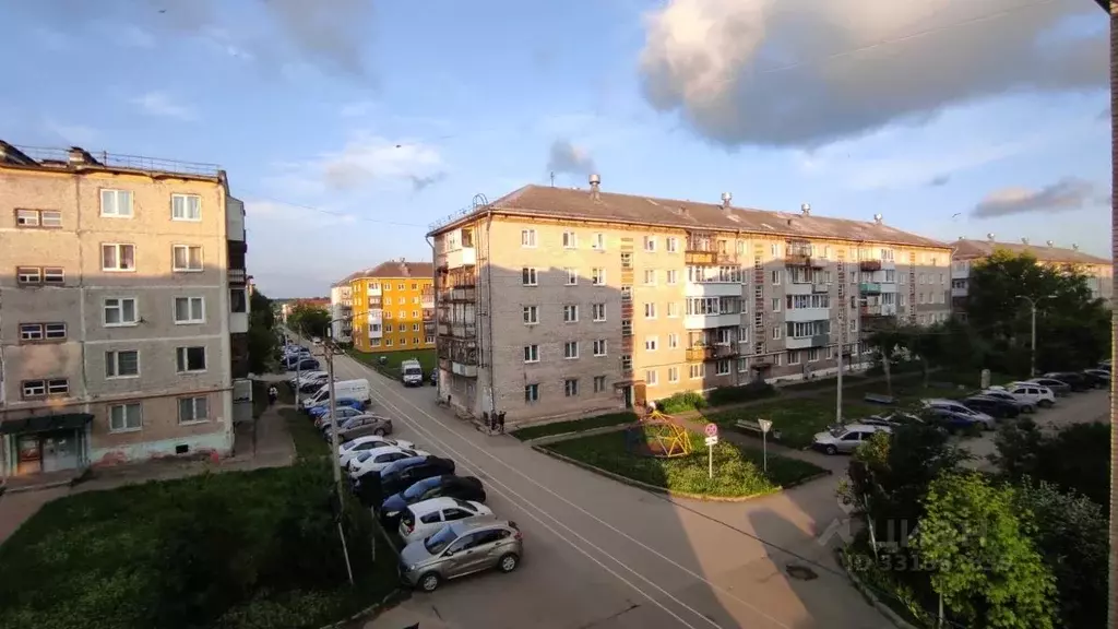 1-к кв. Пермский край, пос. Звездный ул. Бабичева, 8 (30.0 м) - Фото 1