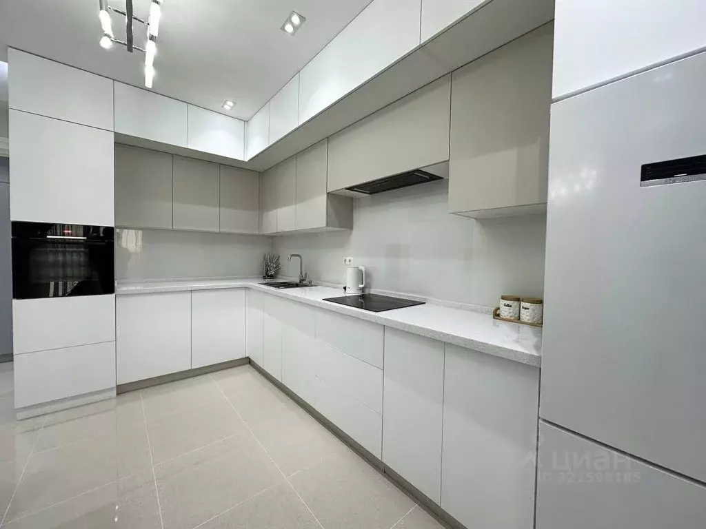 2-к кв. Татарстан, Казань ул. Николая Ершова, 65В (60.0 м) - Фото 0