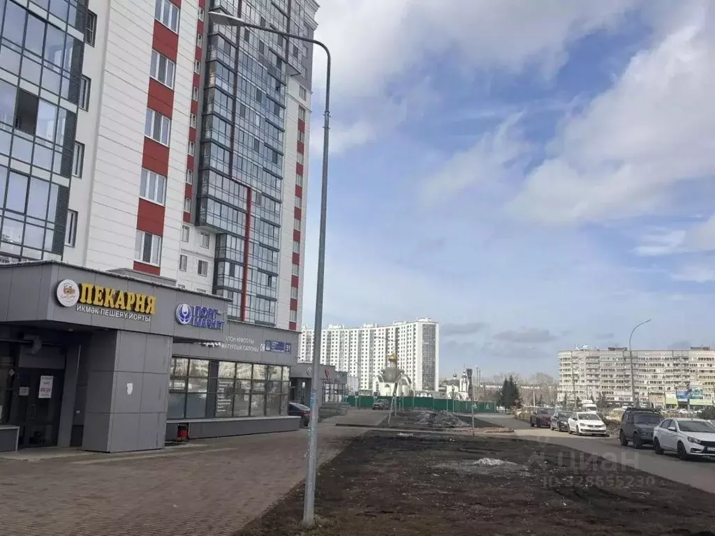 Торговая площадь в Татарстан, Набережные Челны пос. ЗЯБ, Красные Челны ... - Фото 1