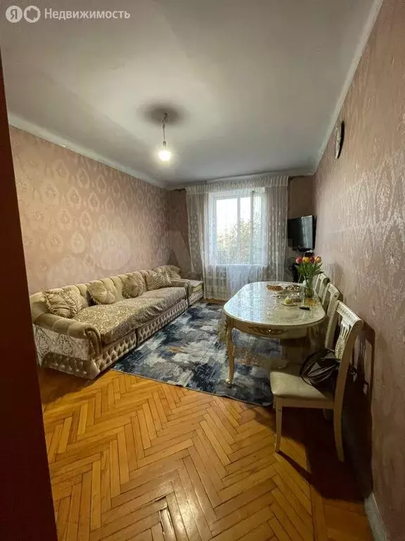 2-комнатная квартира: Махачкала, улица Коркмасова, 20 (66 м) - Фото 0