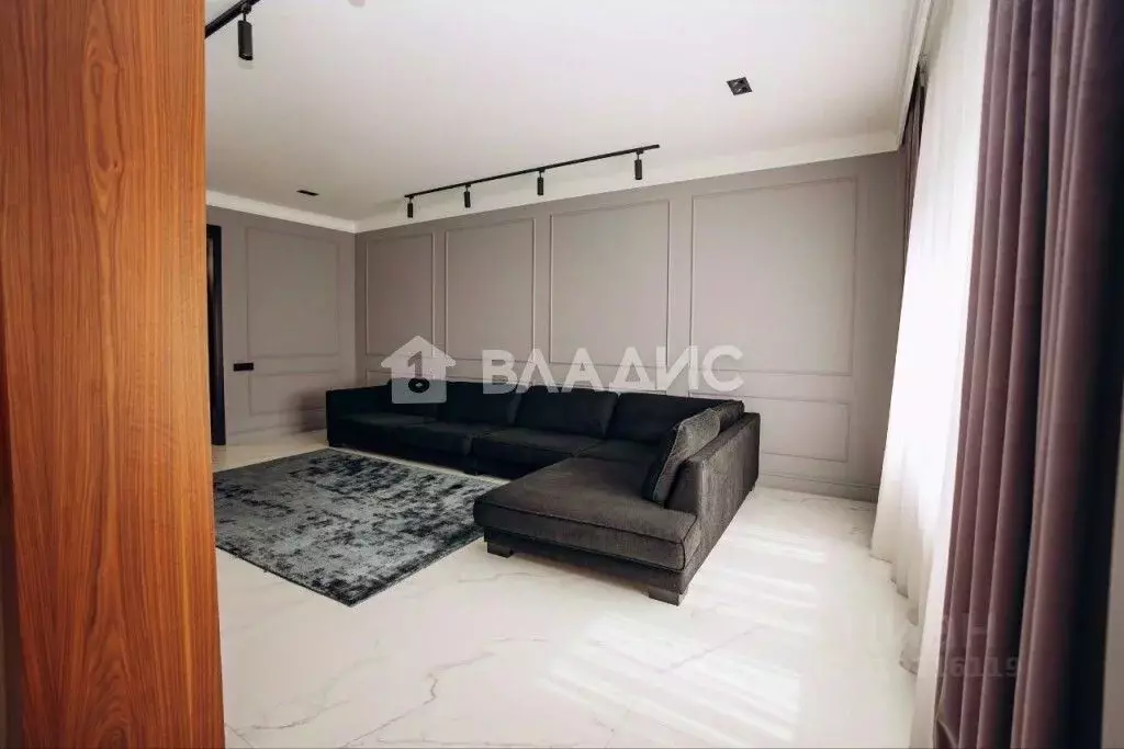 3-к кв. Калининградская область, Калининград Красная ул., 63А (147.0 ... - Фото 1