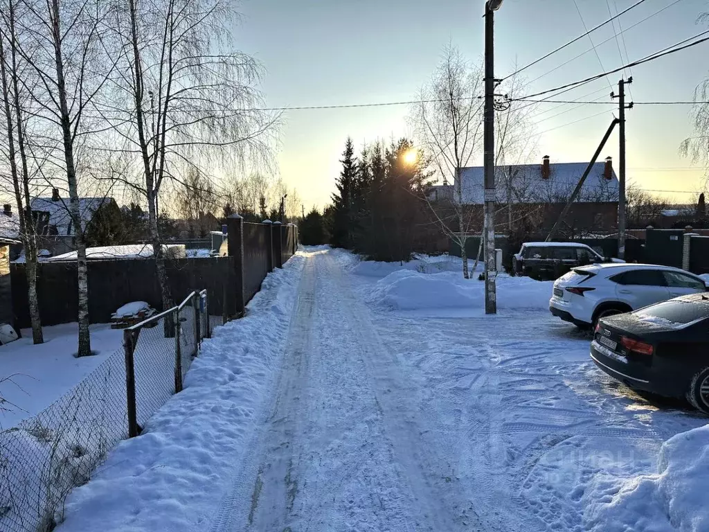 Участок в Московская область, Домодедово городской округ, д. Ртищево  ... - Фото 0