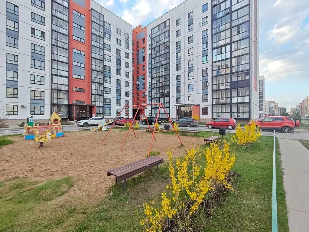 4-к кв. Новгородская область, Великий Новгород Большая Московская ул., ... - Фото 0