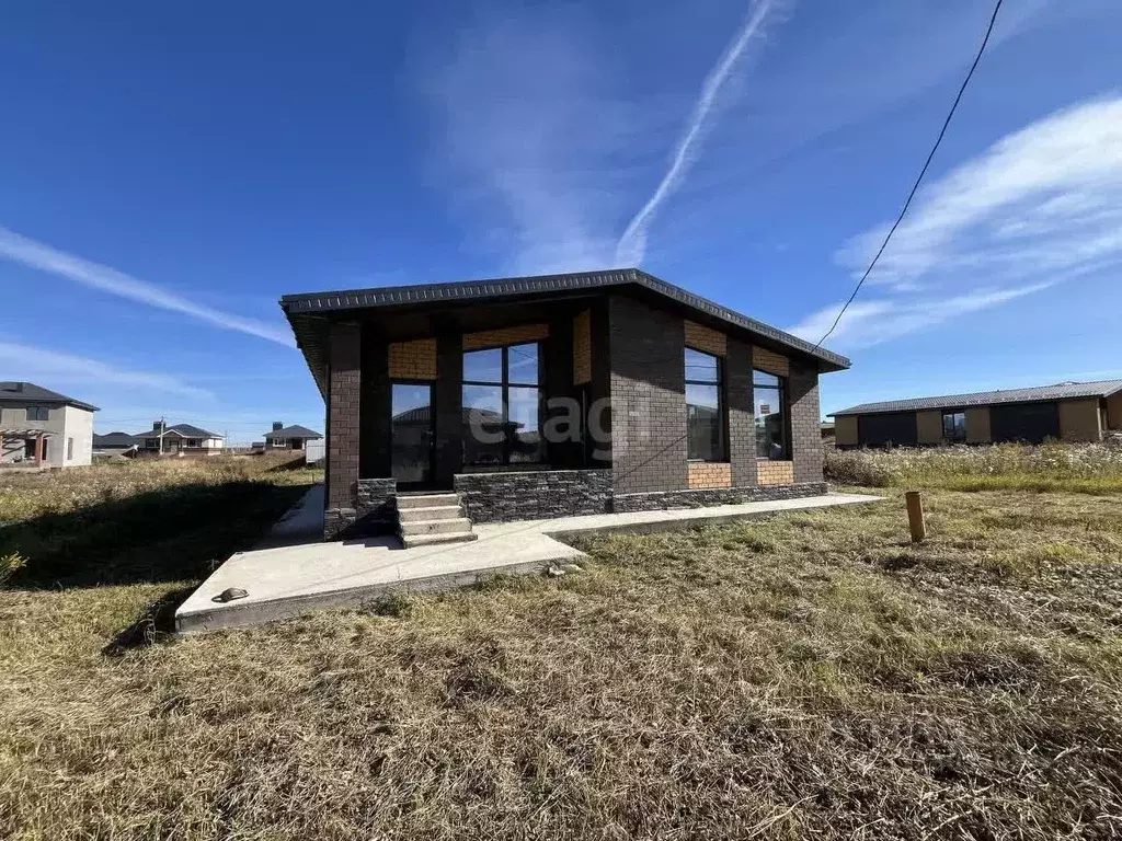 Дом в Башкортостан, Уфимский район, Русско-Юрмашский сельсовет, д. ... - Фото 1