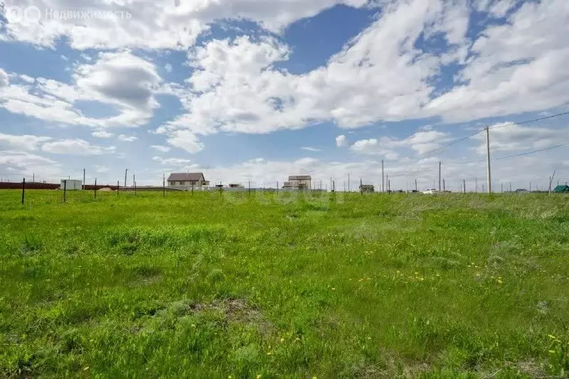 Участок в Тукаевский район, деревня Азьмушкино, Весёлая улица (8 м) - Фото 2