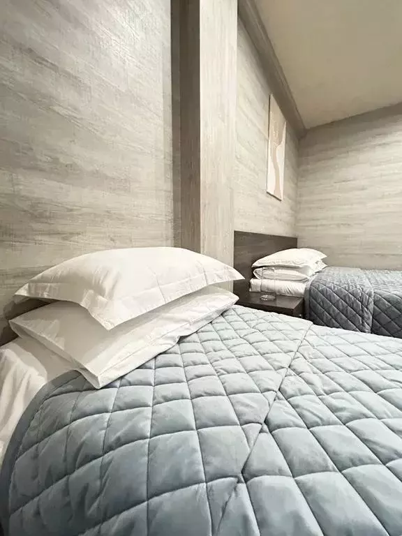 Комната Иркутская область, Иркутск Профсоюзная ул., 10/2 - Фото 1