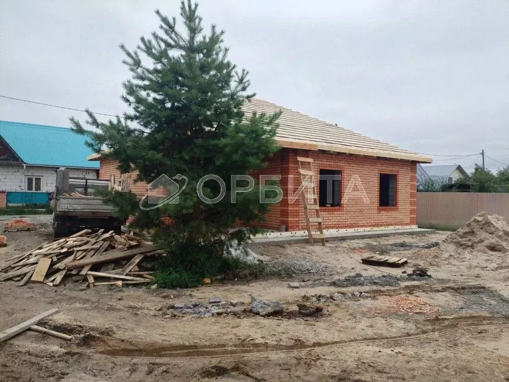Дом в Тюменская область, Тюмень ул. 3-я Северная (103 м) - Фото 1