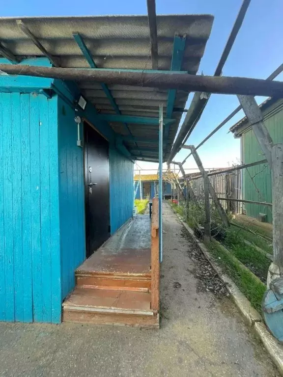 Дом в Астраханская область, Наримановский район, с. Линейное ул. ... - Фото 2