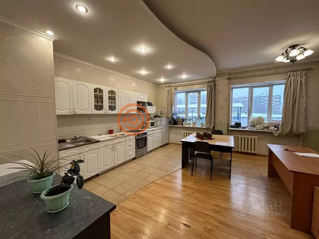 4-к кв. Тюменская область, Тюмень Холодильная ул., 85к1 (180.6 м) - Фото 1