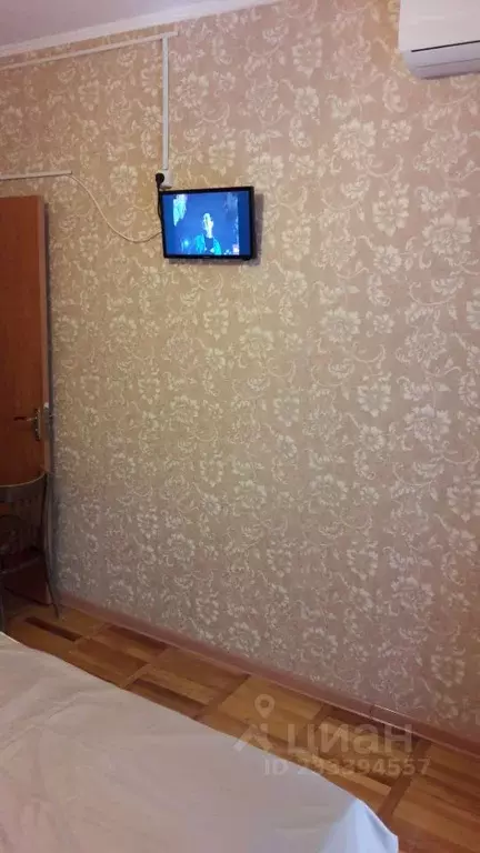 2-к кв. Крым, Алушта муниципальный округ, Партенит пгт ул. Солнечная, ... - Фото 1