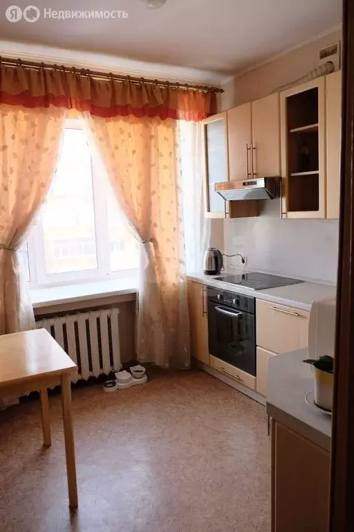 2-комнатная квартира: Тюмень, улица Шиллера, 47 (63.3 м) - Фото 1