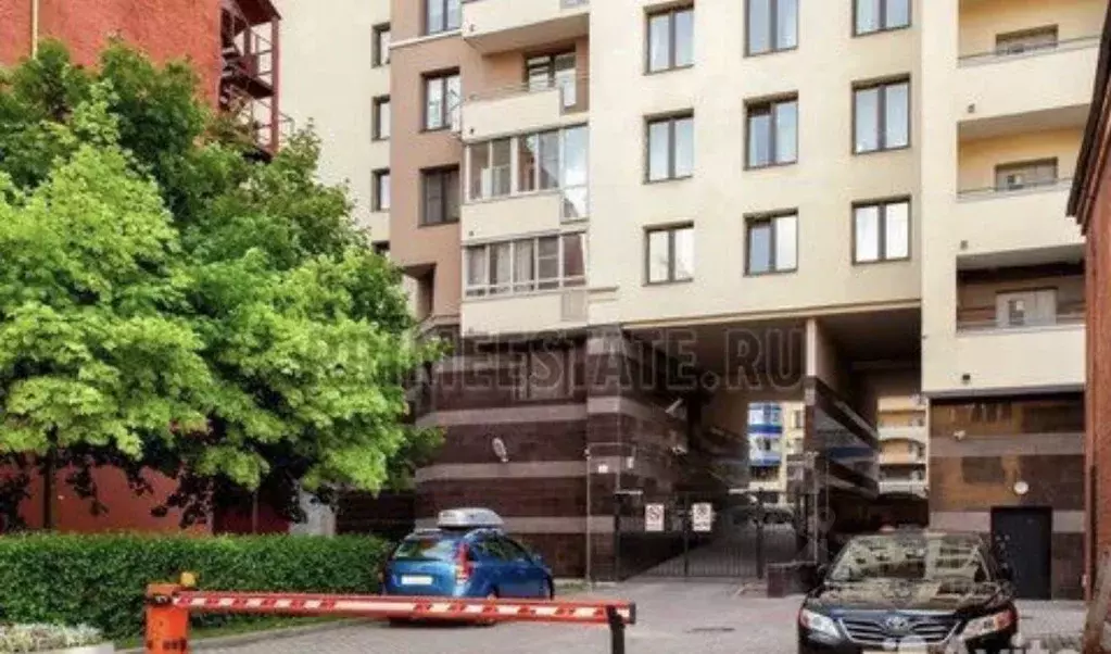 Гараж в Санкт-Петербург Дивенская ул., 5 (18 м) - Фото 2